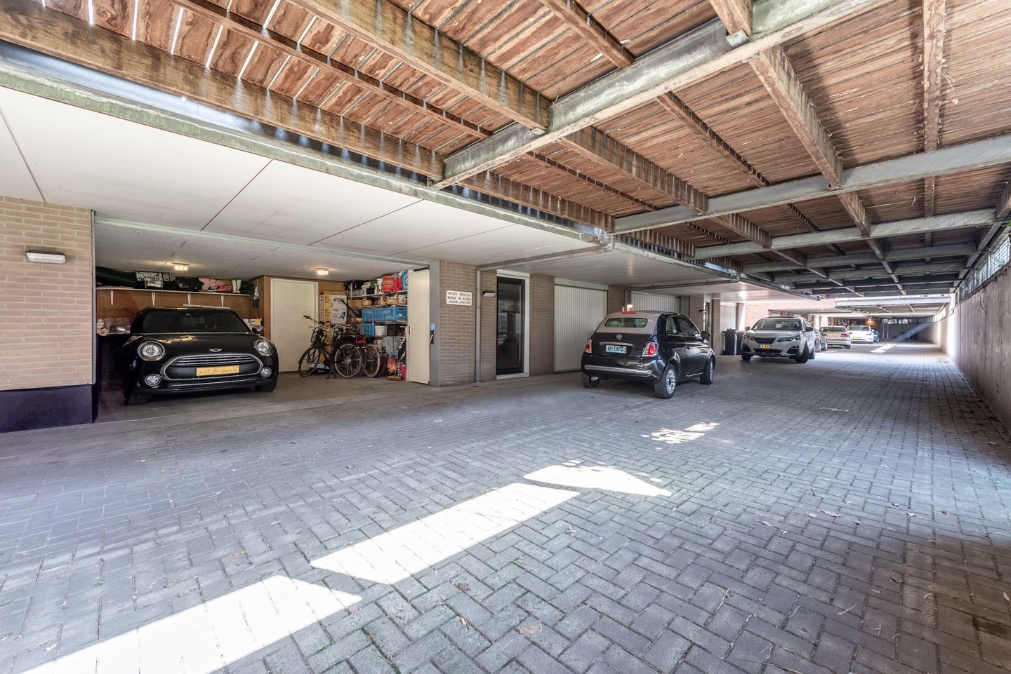 Foto 44 van Roggestraat 23