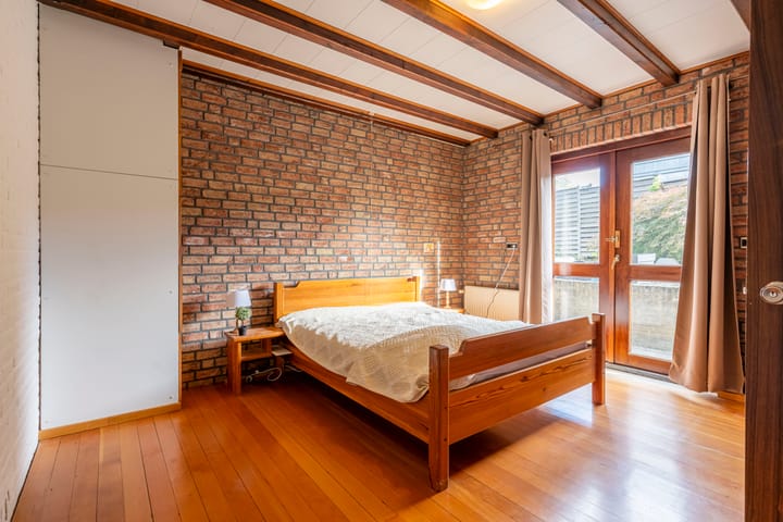 Foto 25 van Pastoor Laevenstraat 31