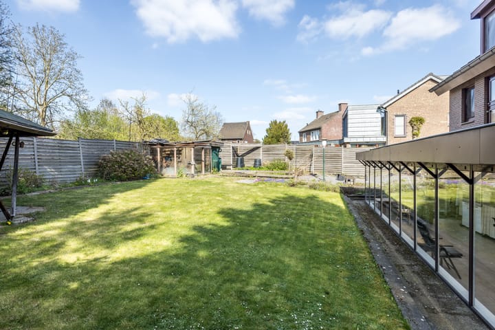 Foto 29 van Pastoor Laevenstraat 31