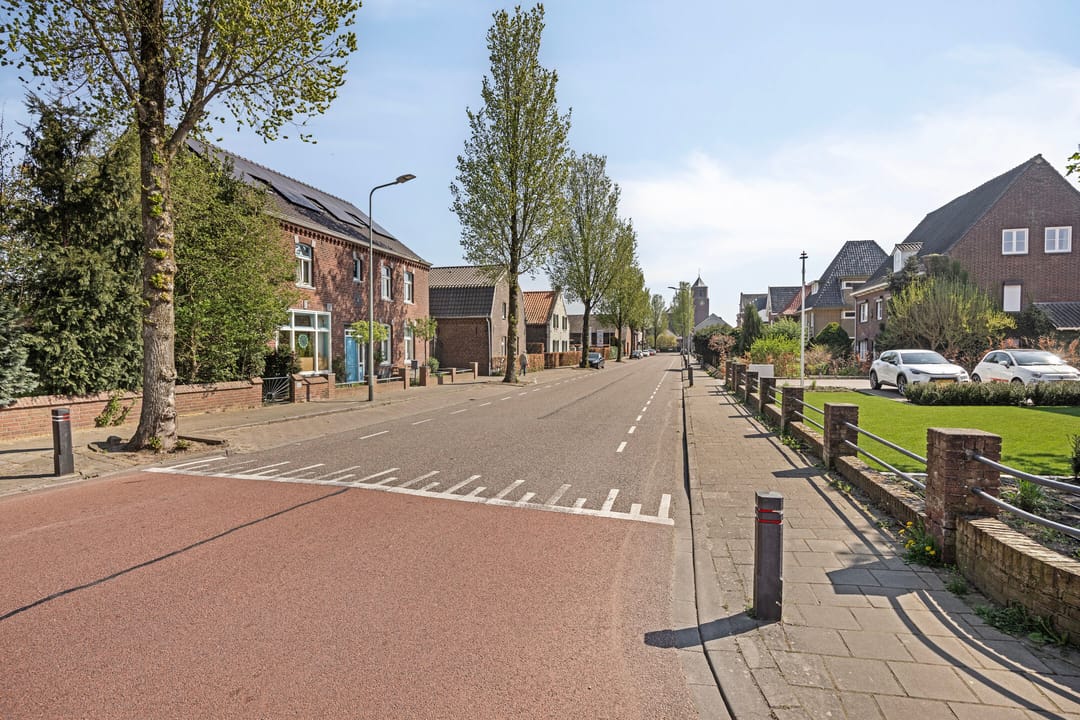 Photo 37 of Julianalaan 55