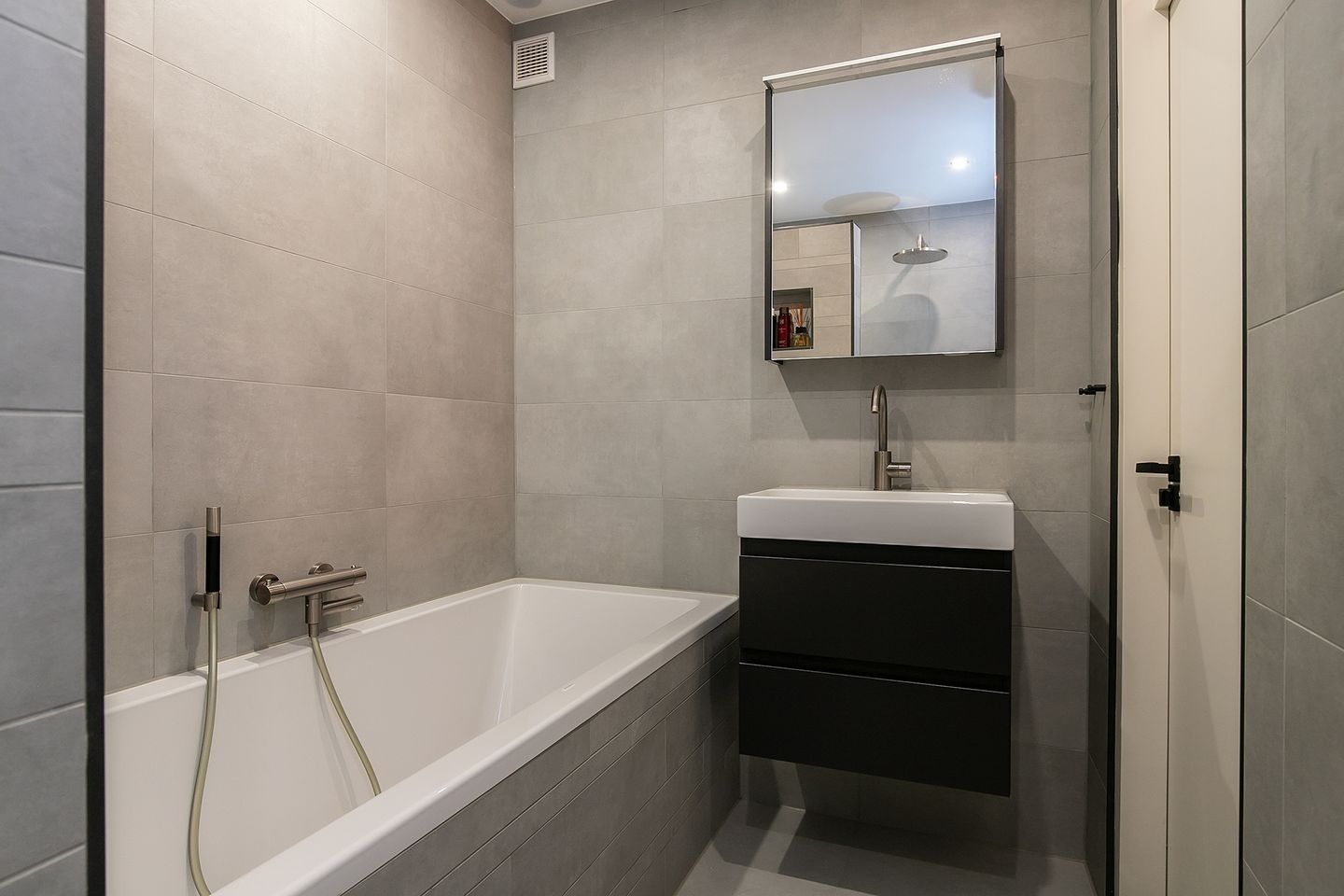 Foto 25 van Zorgvlietstraat 158