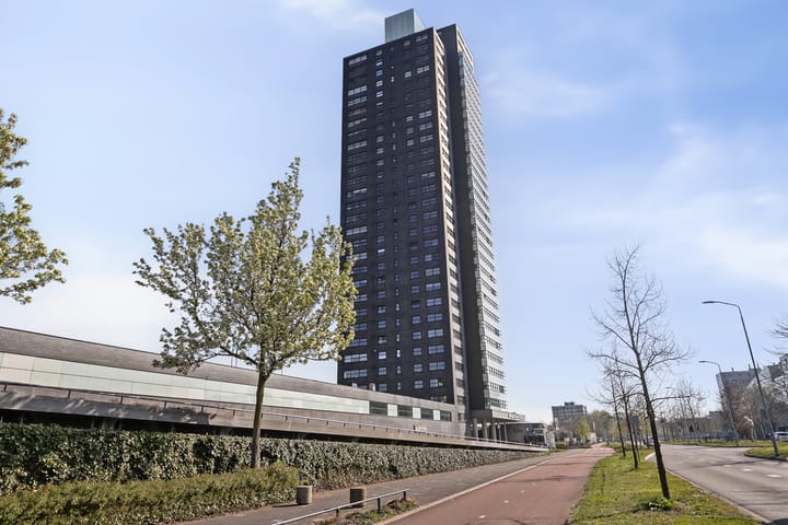 Photo 5 of Winkelcentrum Woensel 132