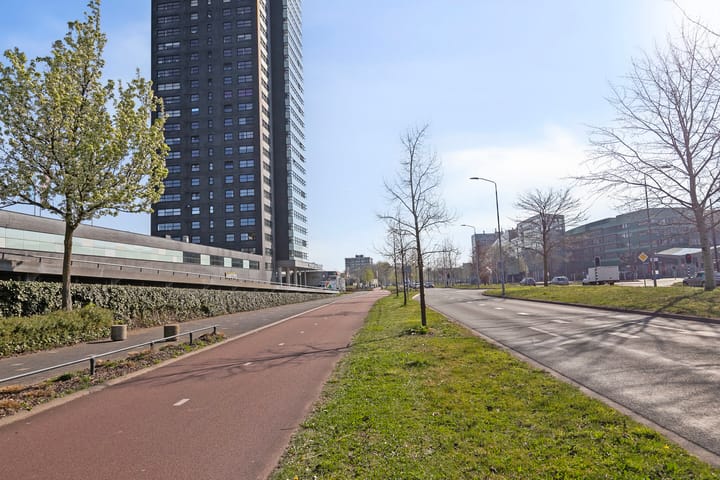 Photo 31 of Winkelcentrum Woensel 132