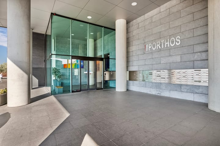 Photo 1 of Winkelcentrum Woensel 132