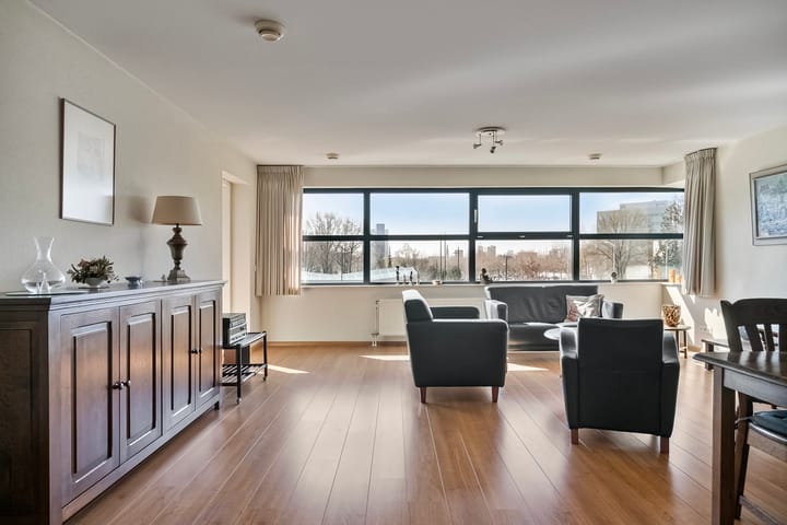 Photo 10 of Winkelcentrum Woensel 132