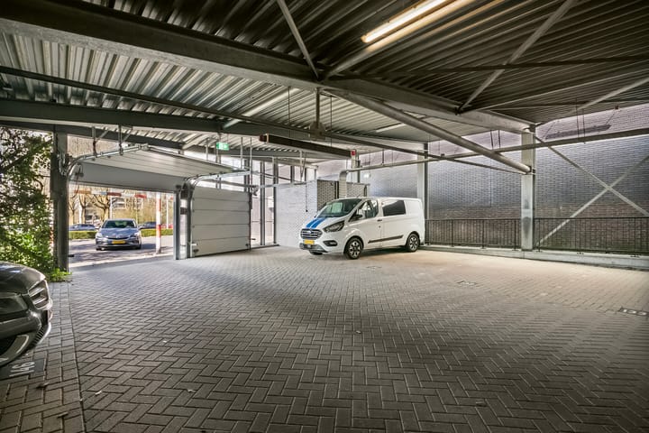 Photo 26 of Winkelcentrum Woensel 132