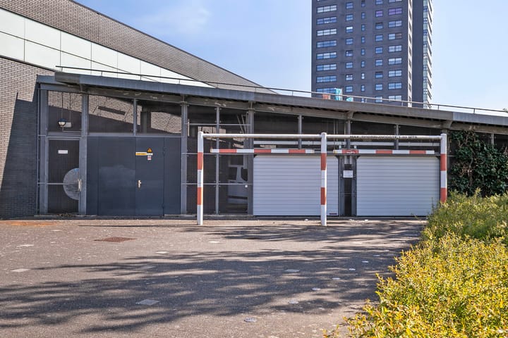 Photo 29 of Winkelcentrum Woensel 132