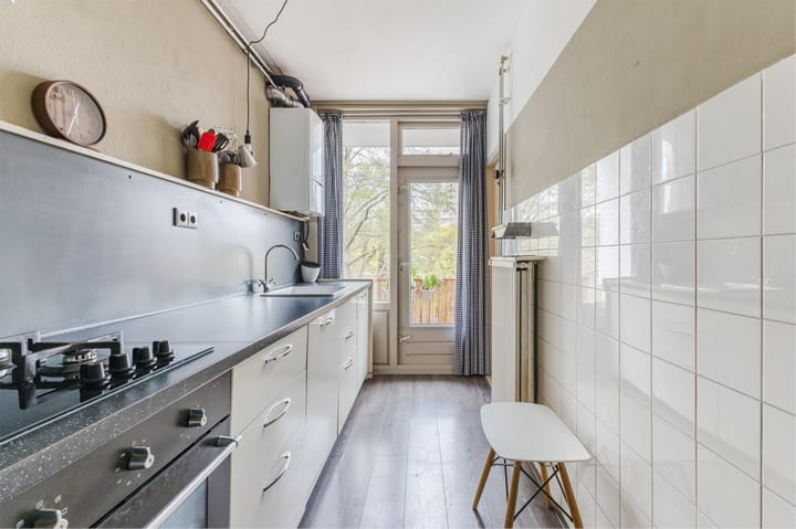 Photo 11 of Katrijpstraat 38