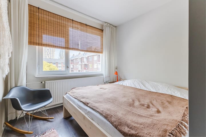 Photo 21 of Katrijpstraat 38