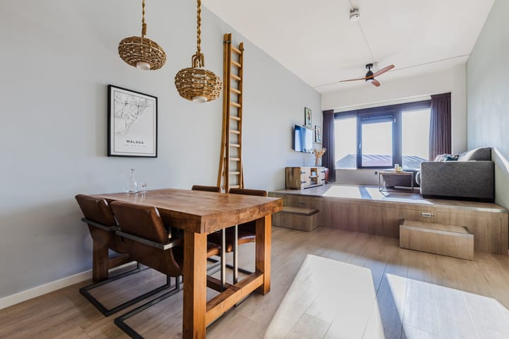 Photo 3 of Willem de Zwijgerlaan 334-C19