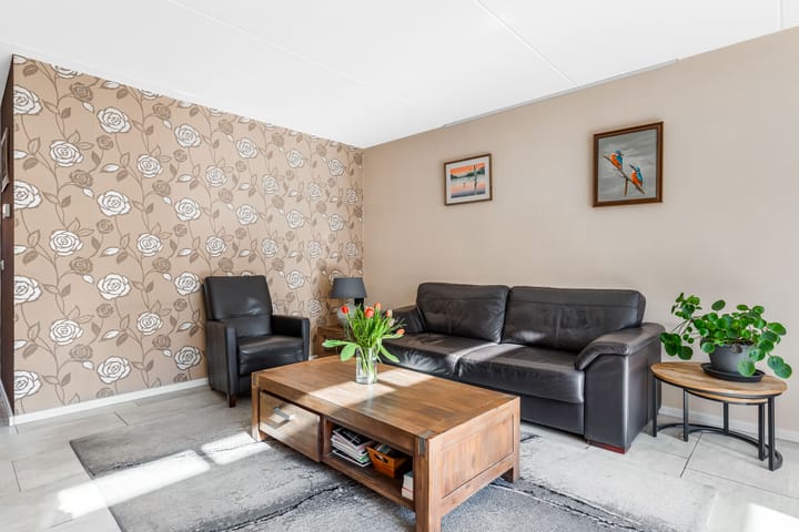 Photo 14 of Wezelstraat 9