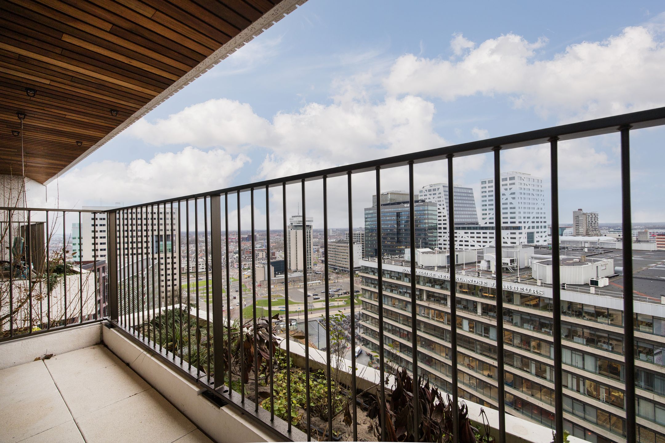 Foto 21 van Hoola van Nootenstraat 299