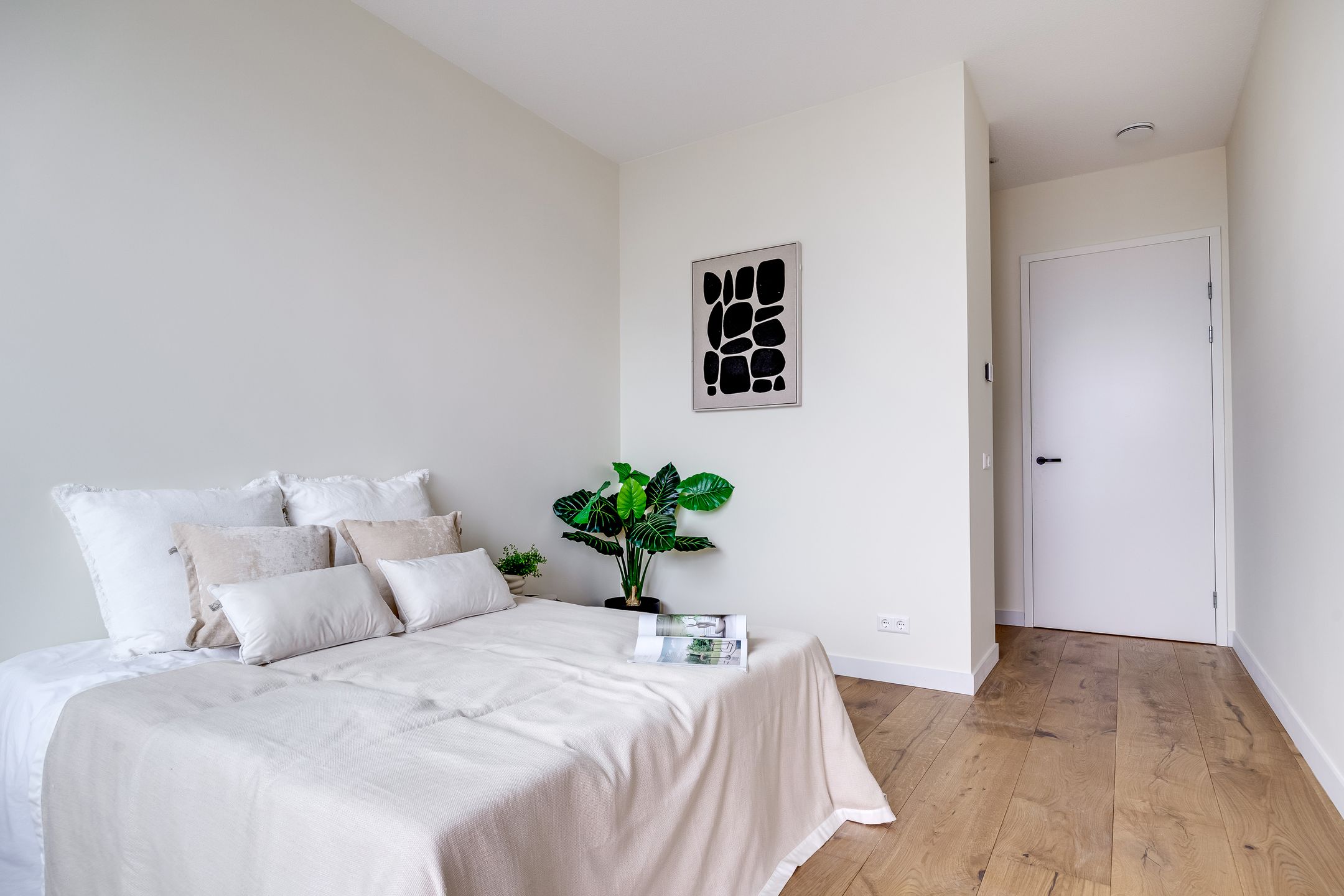 Foto 24 van Hoola van Nootenstraat 299