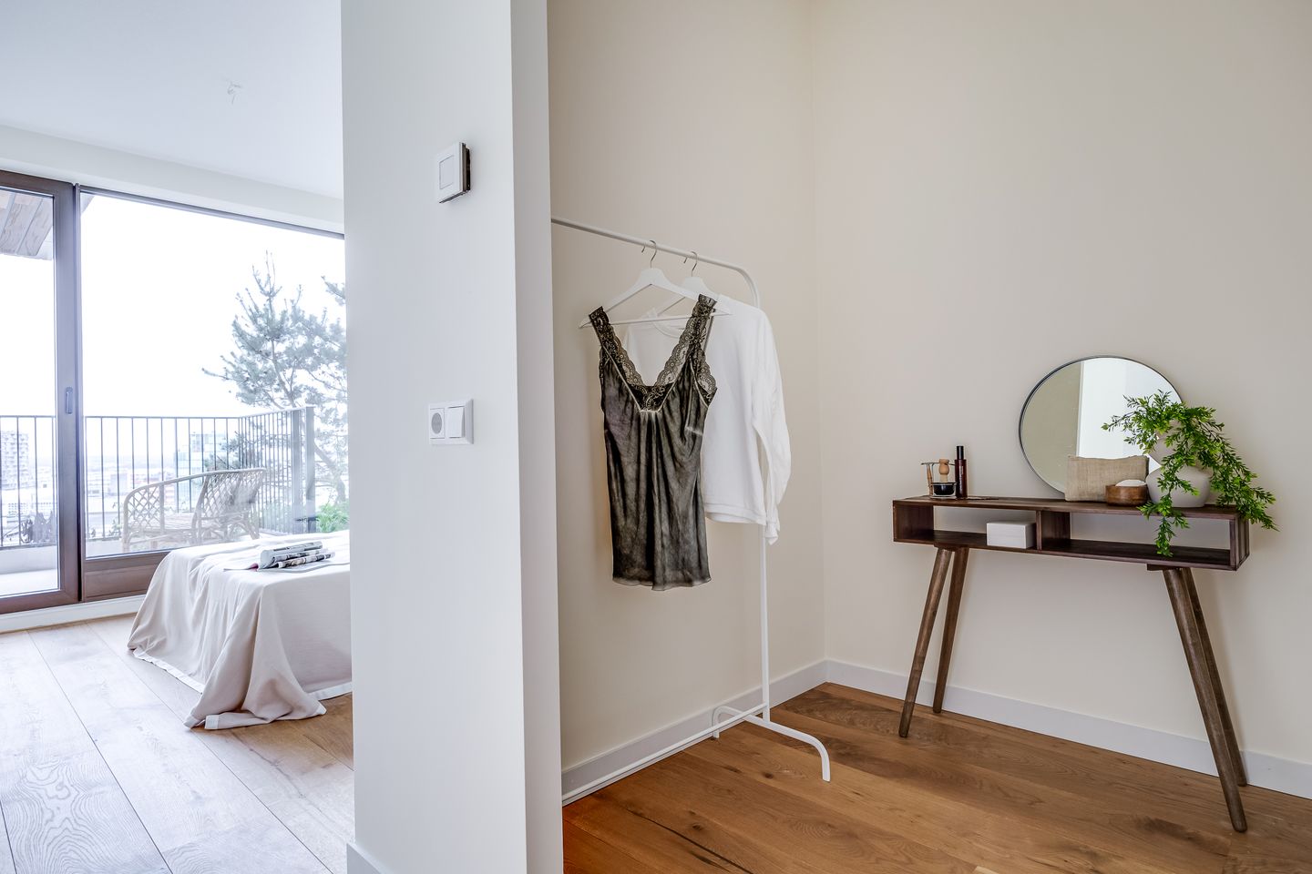 Foto 25 van Hoola van Nootenstraat 299