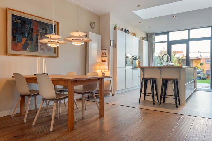 Foto 17 van Van 't Hoffstraat 83