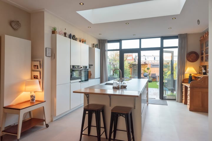 Foto 18 van Van 't Hoffstraat 83