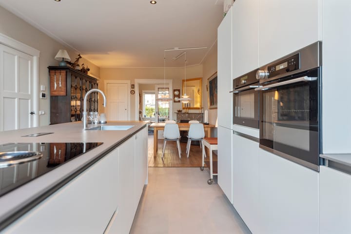 Foto 21 van Van 't Hoffstraat 83