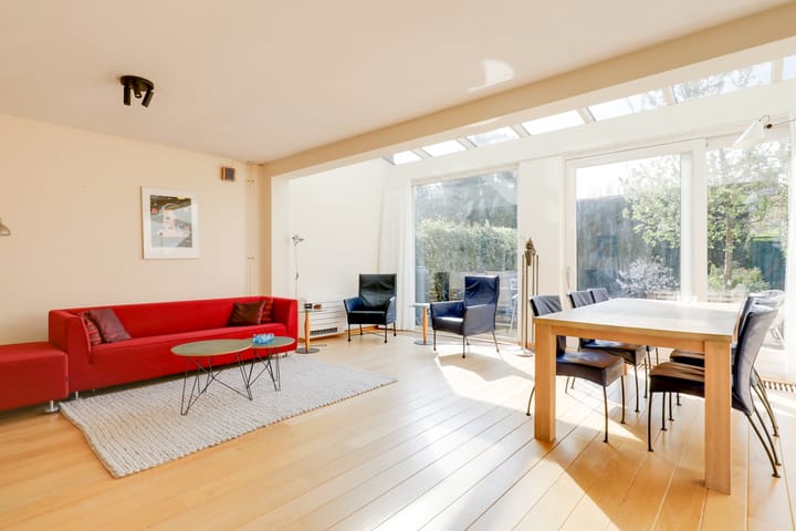 Photo 12 of Wolvegastraat 19