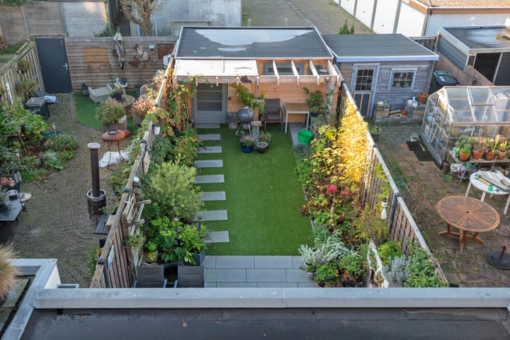 Foto 46 van Van 't Hoffstraat 83