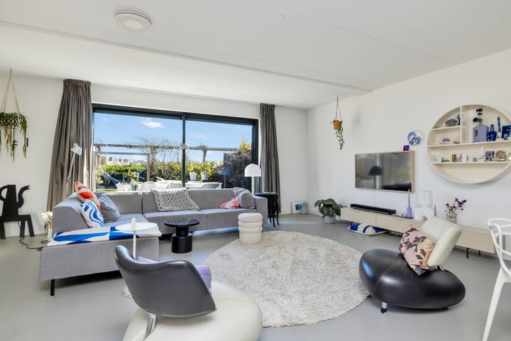 Foto 12 van Helwerd 3