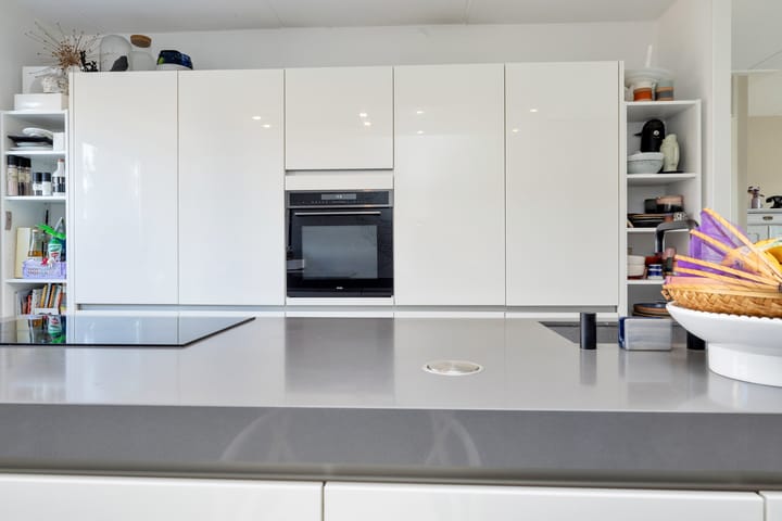 Foto 29 van Helwerd 3