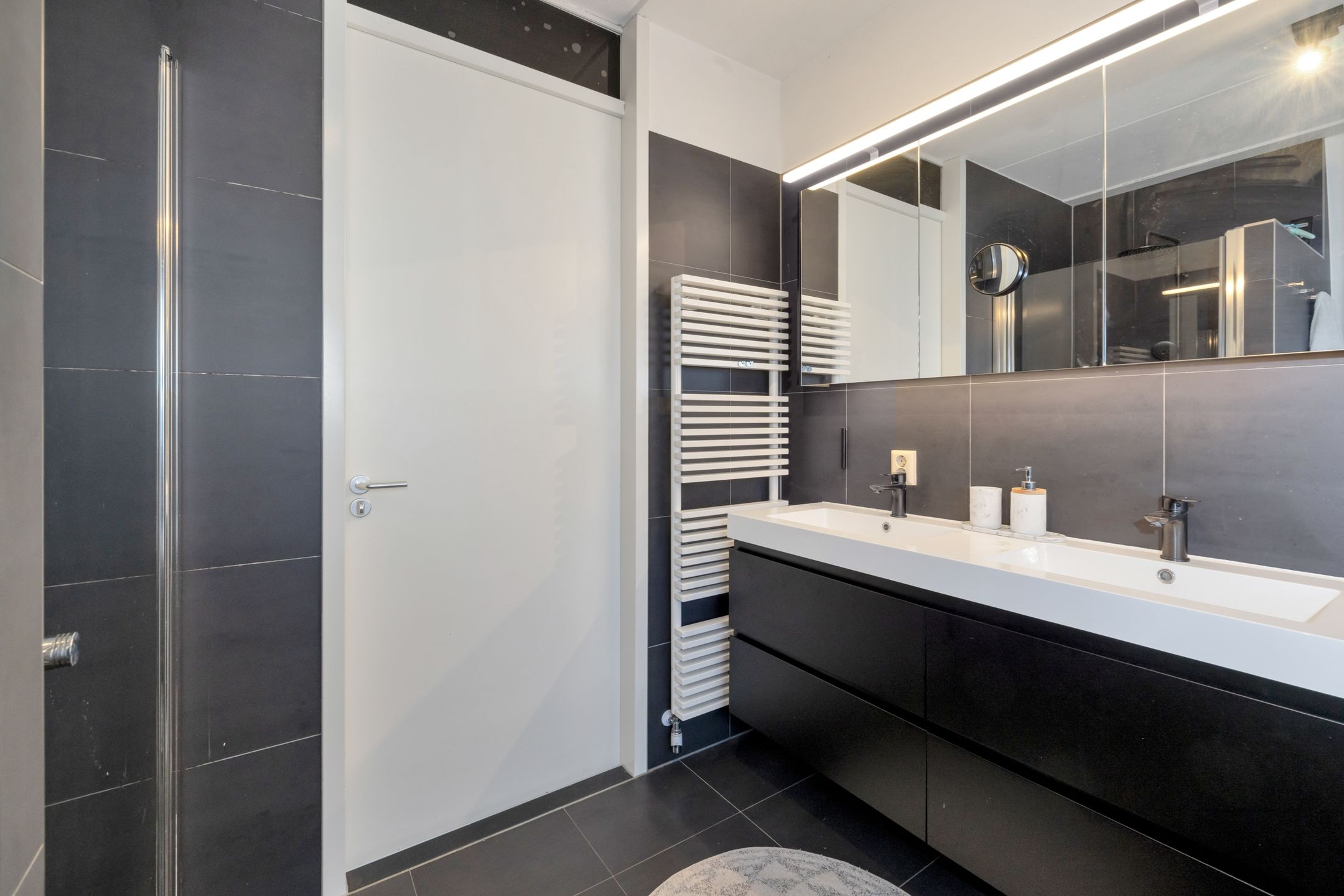 Foto 36 van Helwerd 3