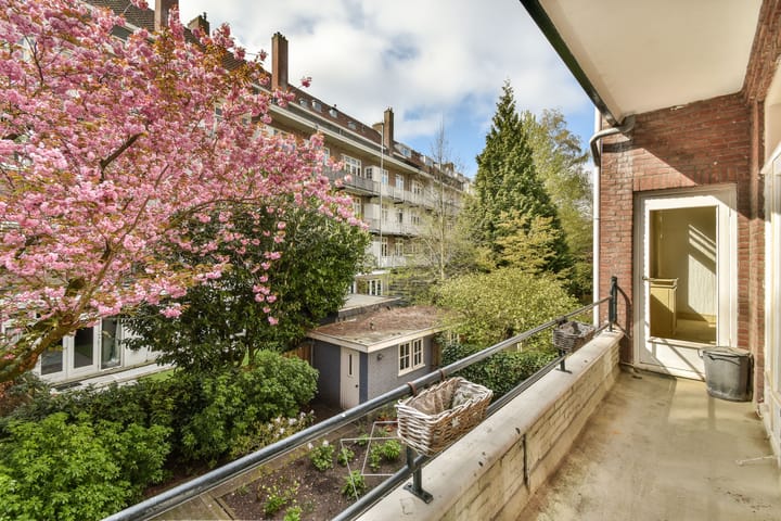 Foto 10 van Courbetstraat 7-1