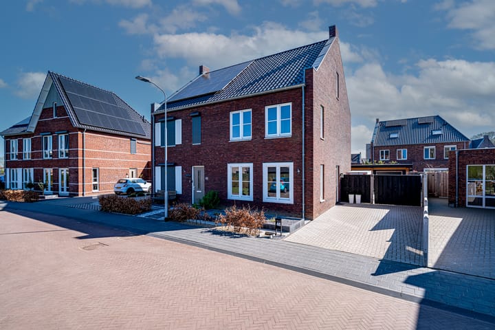 Foto 6 van Dorpsweide 46