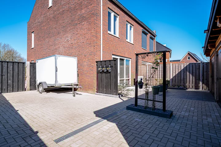 Foto 28 van Dorpsweide 46