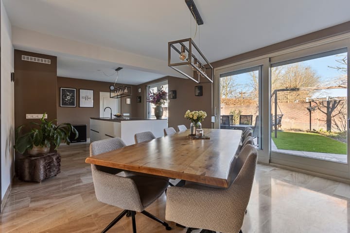 Foto 16 van de Loo 85