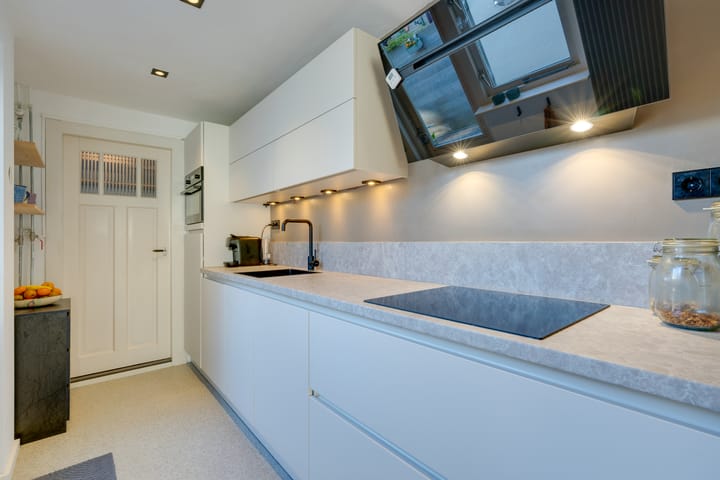 Foto 18 van Houthavenstraat 43