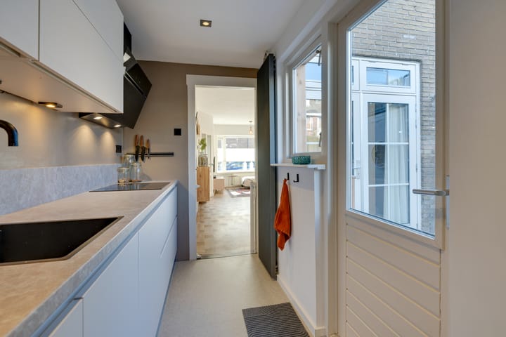 Foto 21 van Houthavenstraat 43