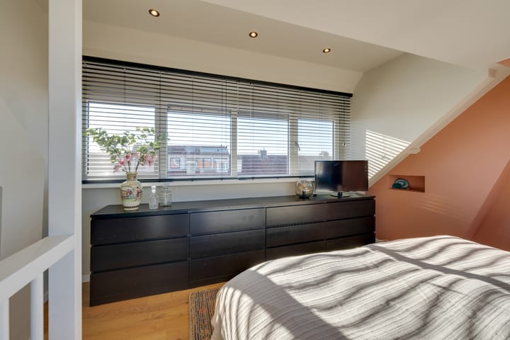 Foto 45 van Houthavenstraat 43