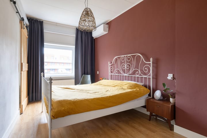 Foto 31 van Laan van Nieuw-Guinea 33-BS