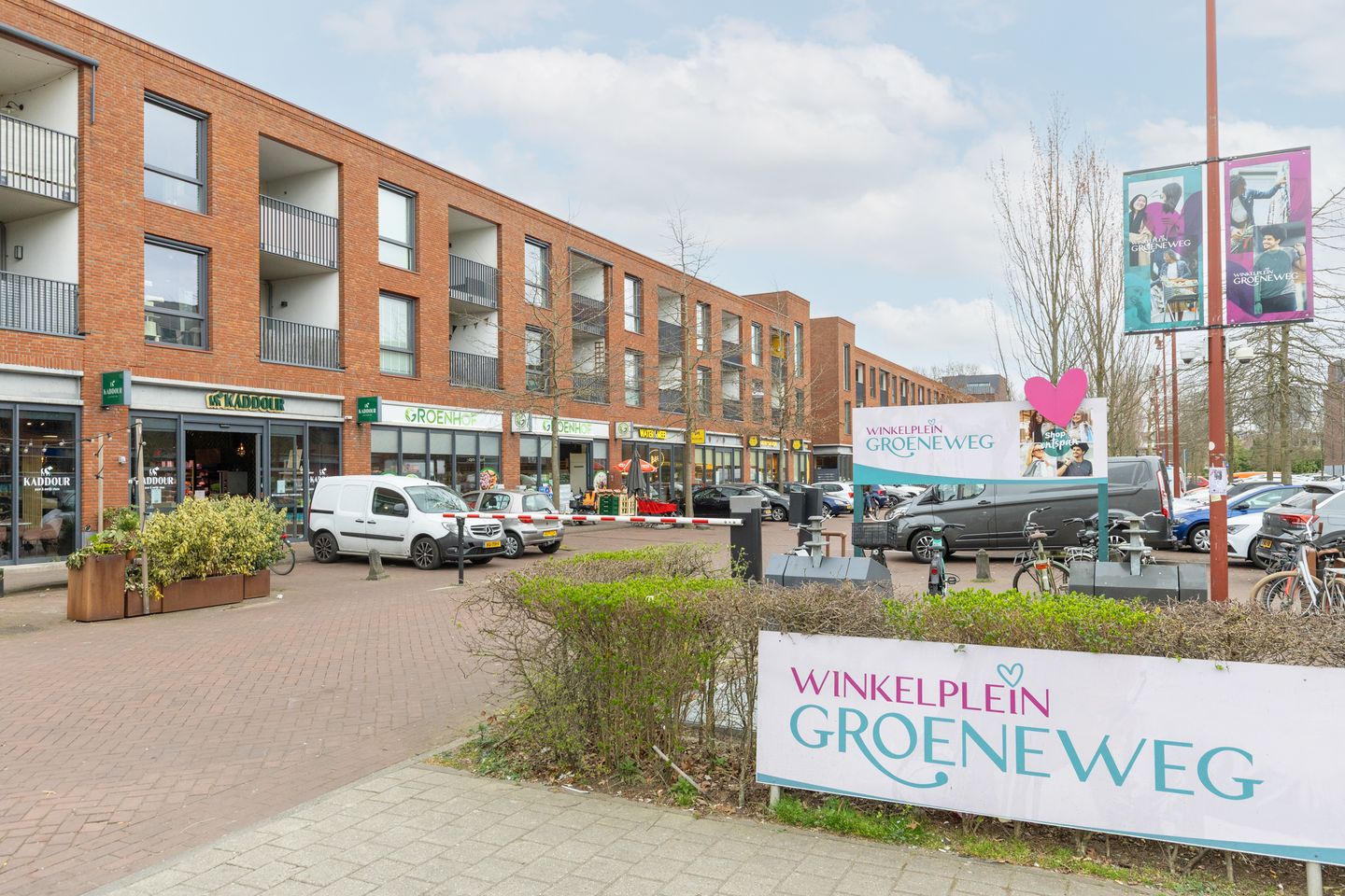 Foto 40 van Laan van Nieuw-Guinea 33-BS