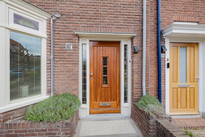 Photo 6 of Marsstraat 107