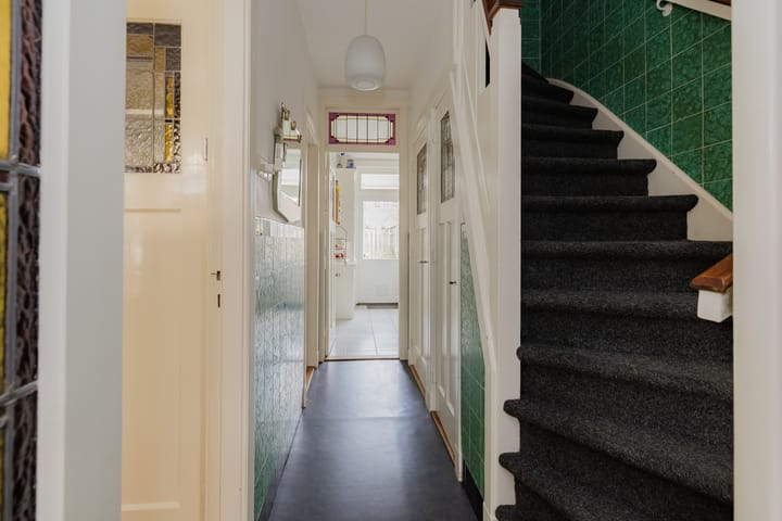 Photo 9 of Marsstraat 107