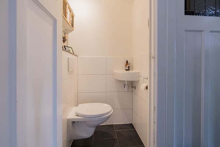 Photo 15 of Marsstraat 107