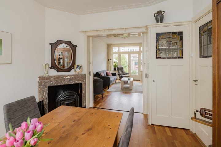 Photo 18 of Marsstraat 107