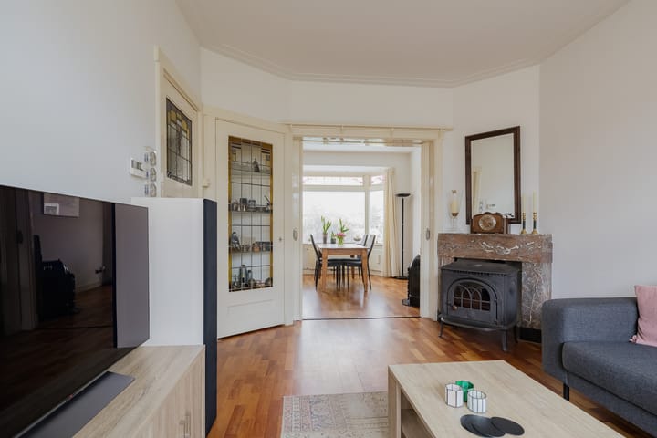 Photo 21 of Marsstraat 107