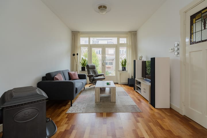 Photo 25 of Marsstraat 107