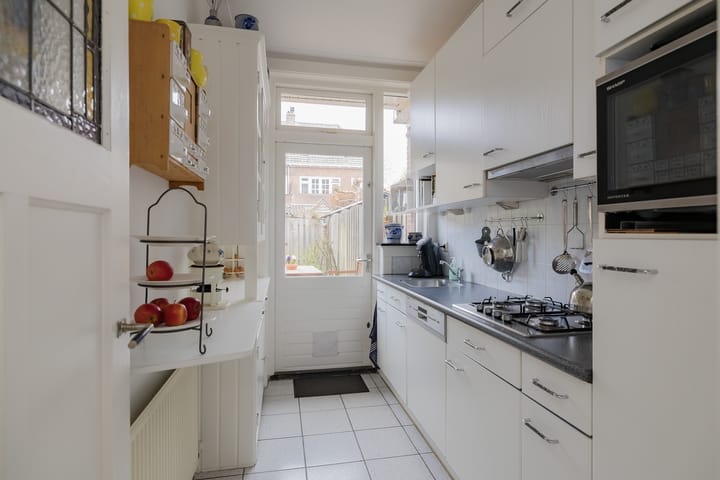 Photo 30 of Marsstraat 107