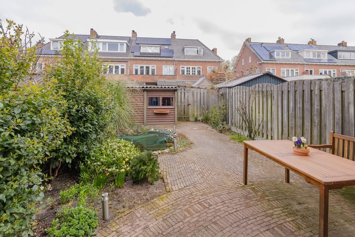 Photo 32 of Marsstraat 107