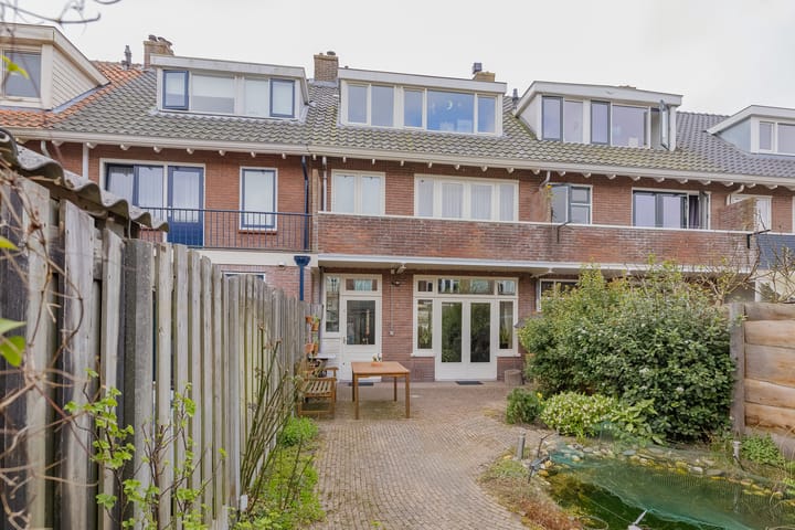 Photo 35 of Marsstraat 107