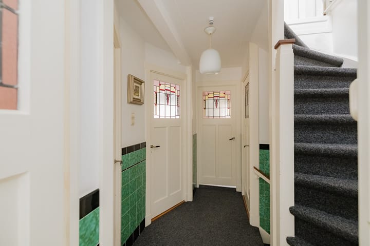 Photo 39 of Marsstraat 107