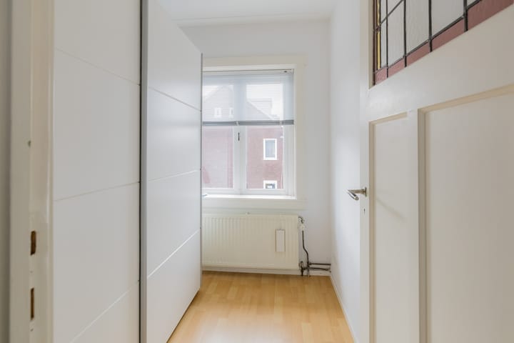 Photo 59 of Marsstraat 107