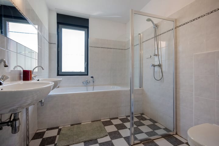 Foto 25 van Ceramstraat 8