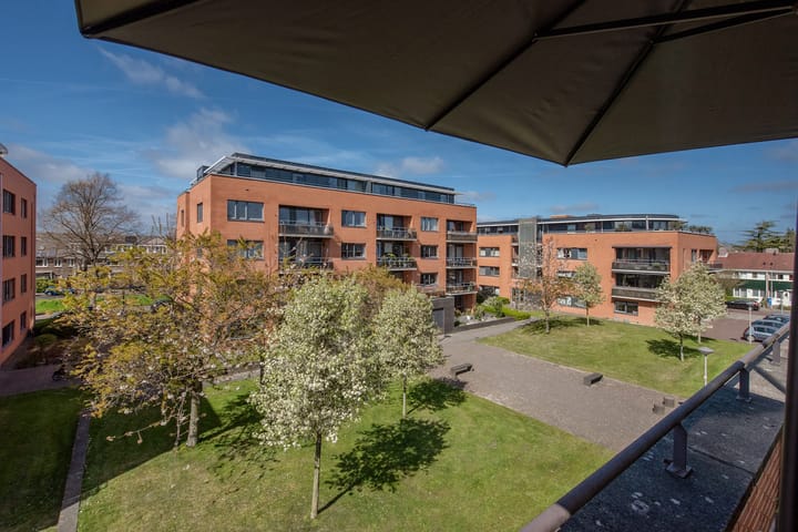 Foto 35 van Ceramstraat 8