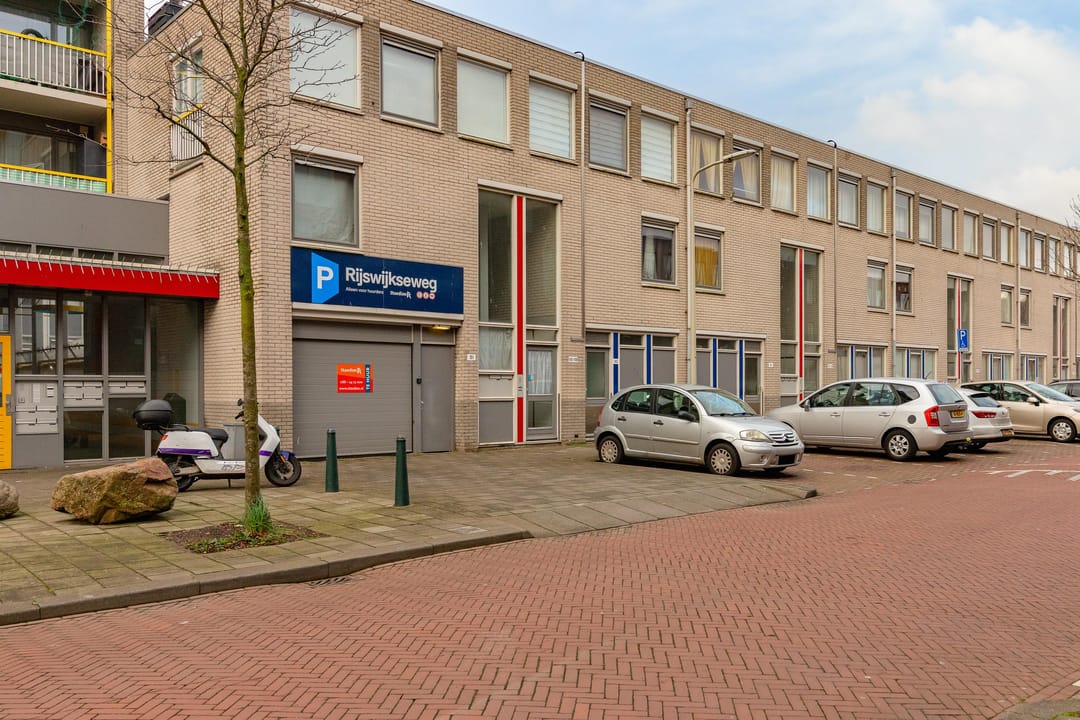 Photo 2 of Zuigerstraat 151