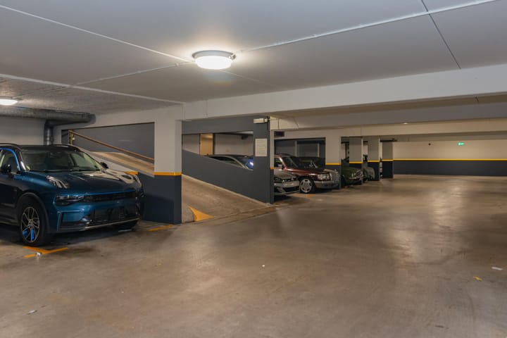 Foto 8 van Zuigerstraat 151